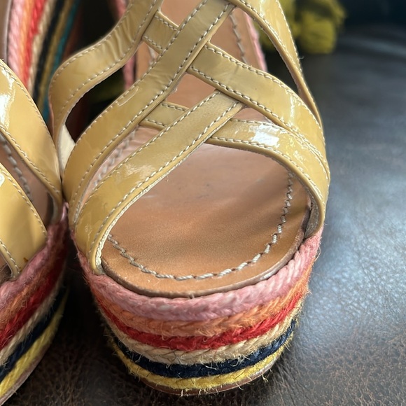 Kate Spade New York Lindsay wedges, size 8. - Picture 8 of 14